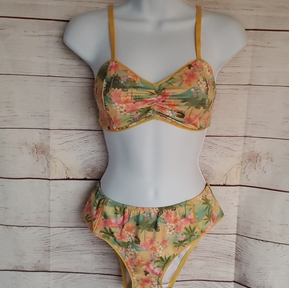 Spell & The Gypsy Collective Havana Bralette Size Medium - Picture 13 of 14